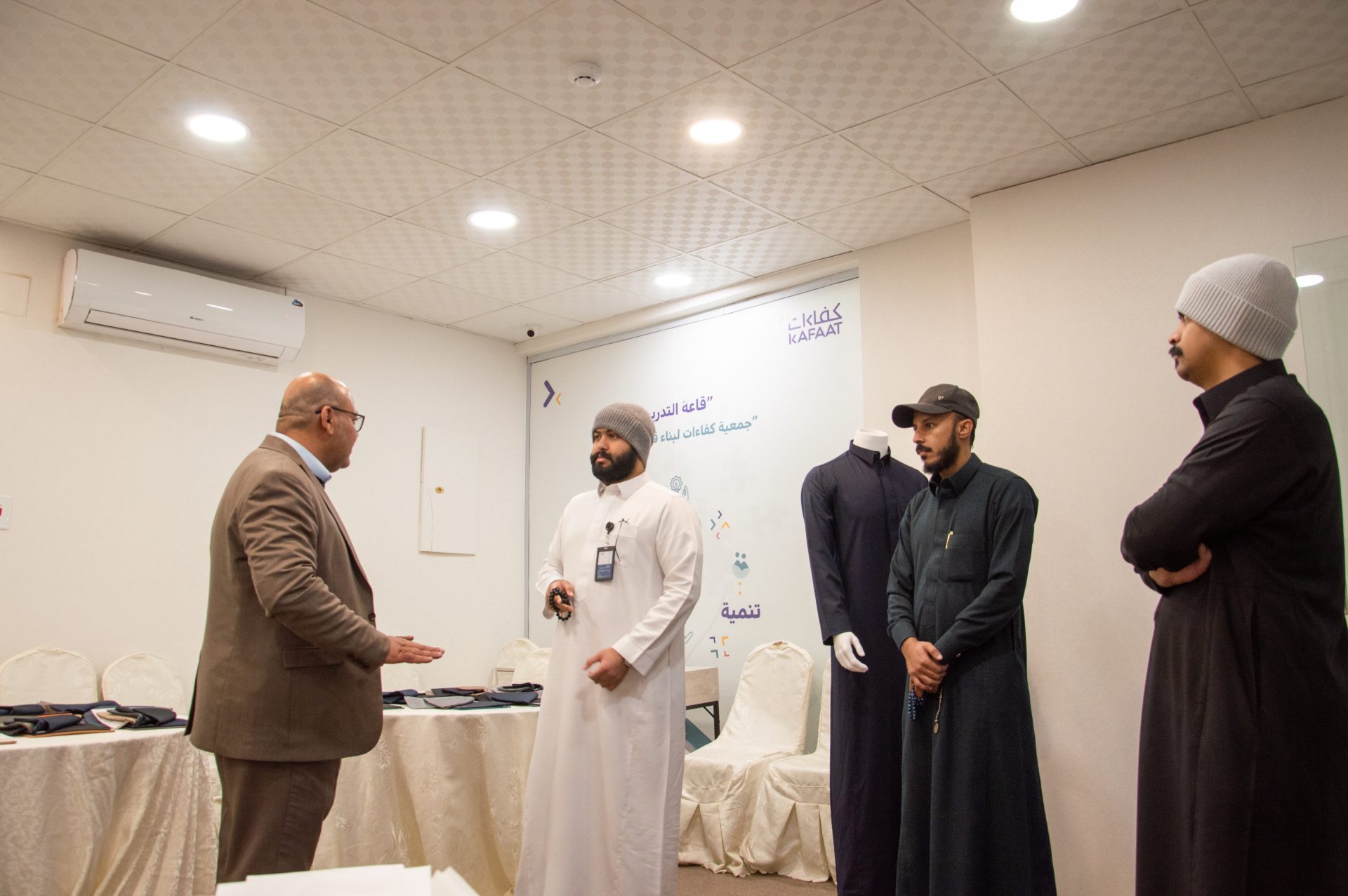 مبادرة الخياطة